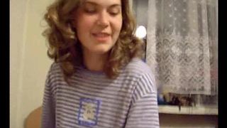 Сосед трахает телку с волосатой пиздой пока ее мужа нет дома